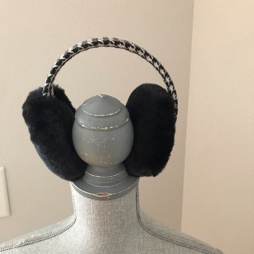F.L.A.G Earmuffs